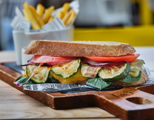Sandwich de la huerta - El Agujero Amarillo (2)